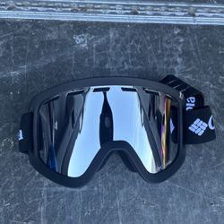 COLUMBIA WHIRLIBIRD SKI GOGGLES SIZE MEDIUM