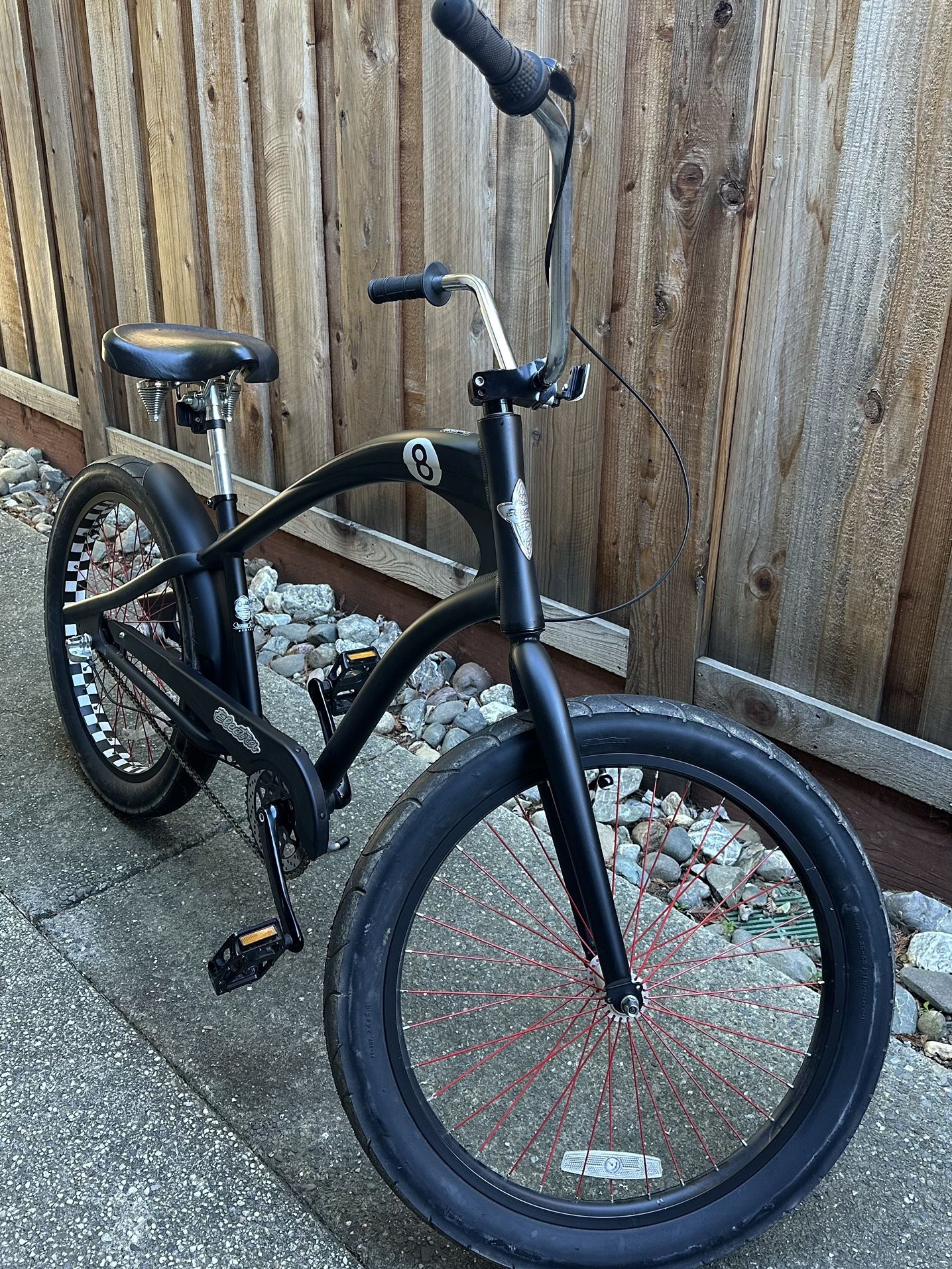 Electra 🎱Straight 8🎱 Men’s Cruiser