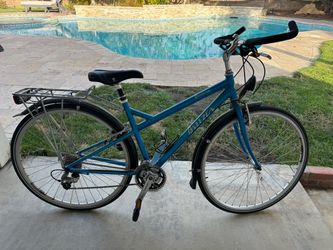 Breezer Greenway City Commuter Bike