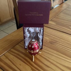 Versailles Imported By TPG, Canada 