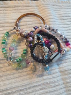 Beaded bracelets set