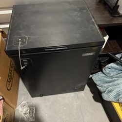 Arctic King Chest Freezer 