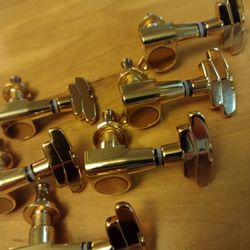 Gold 6 In Line Grover Tuners
