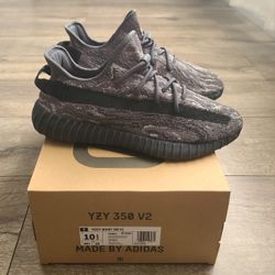 Yeezy 350 Sz10.5