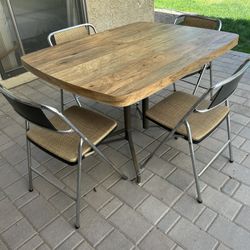 Mid Century Table And Chairs 