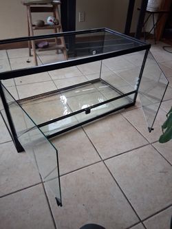 Reptile/bearded dragon tank