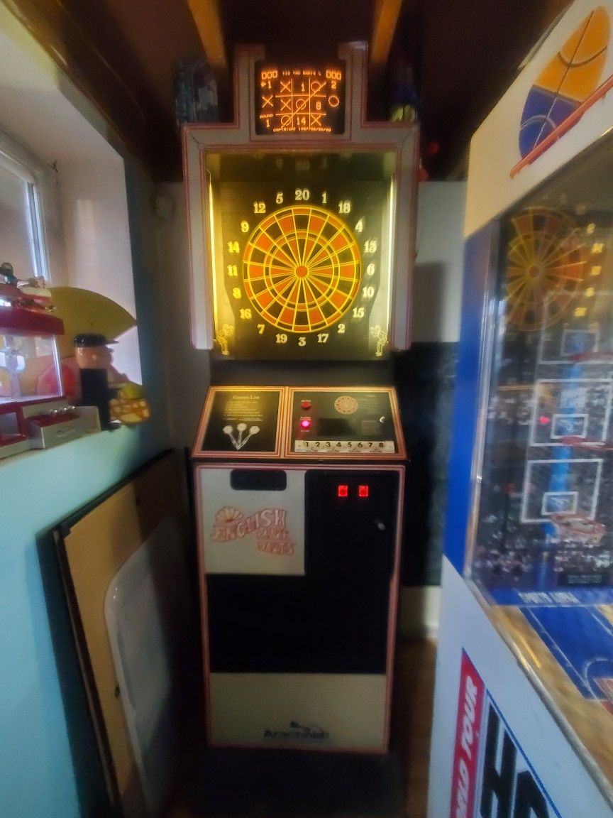 Arachnid Electronic Bar Dartboard  Arcade