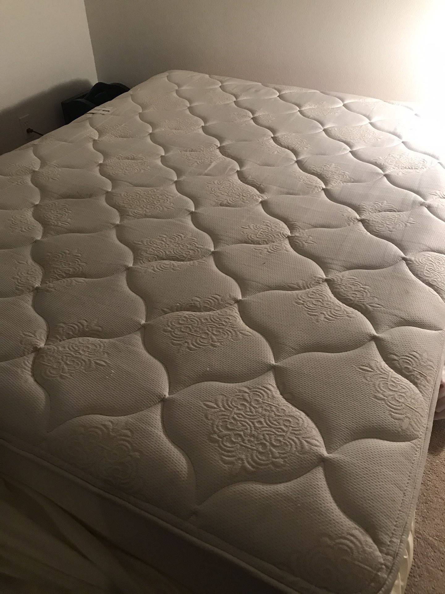 Queen mattress w/ box spring and metal bed frame