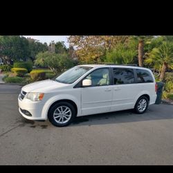 2013 Dodge Caravan SXT 