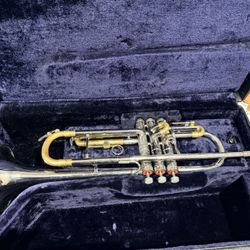 Conn Constellation 38b 