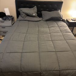 Queen Size Mattress With Platform Frame