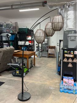 Lantern style floor lamp