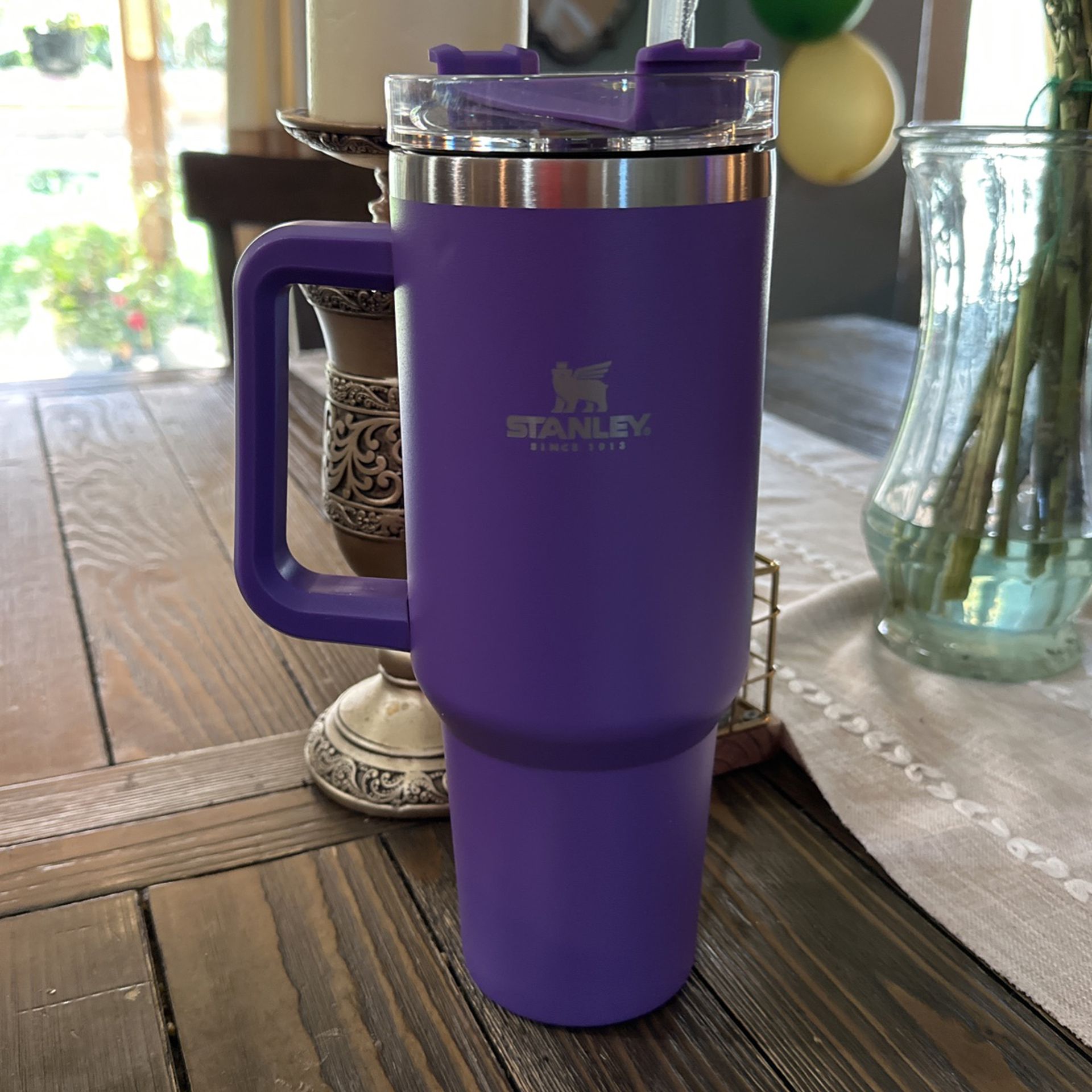 Stanley Tumbler Cup 40oz Water Bottle Purple for Sale in Victorville, CA -  OfferUp