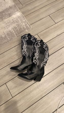 Woman’s cowboy boots
