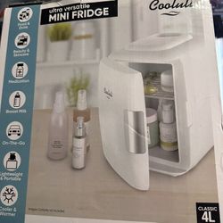 Cooluli Mini Fridge 