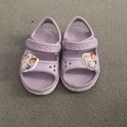 Crocs Size 4c