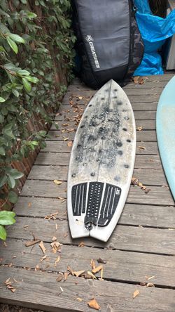 JS industries surfboard