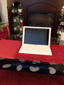 Samsung galaxy tab pro s. Comes with keyboard case and Leather sleeve