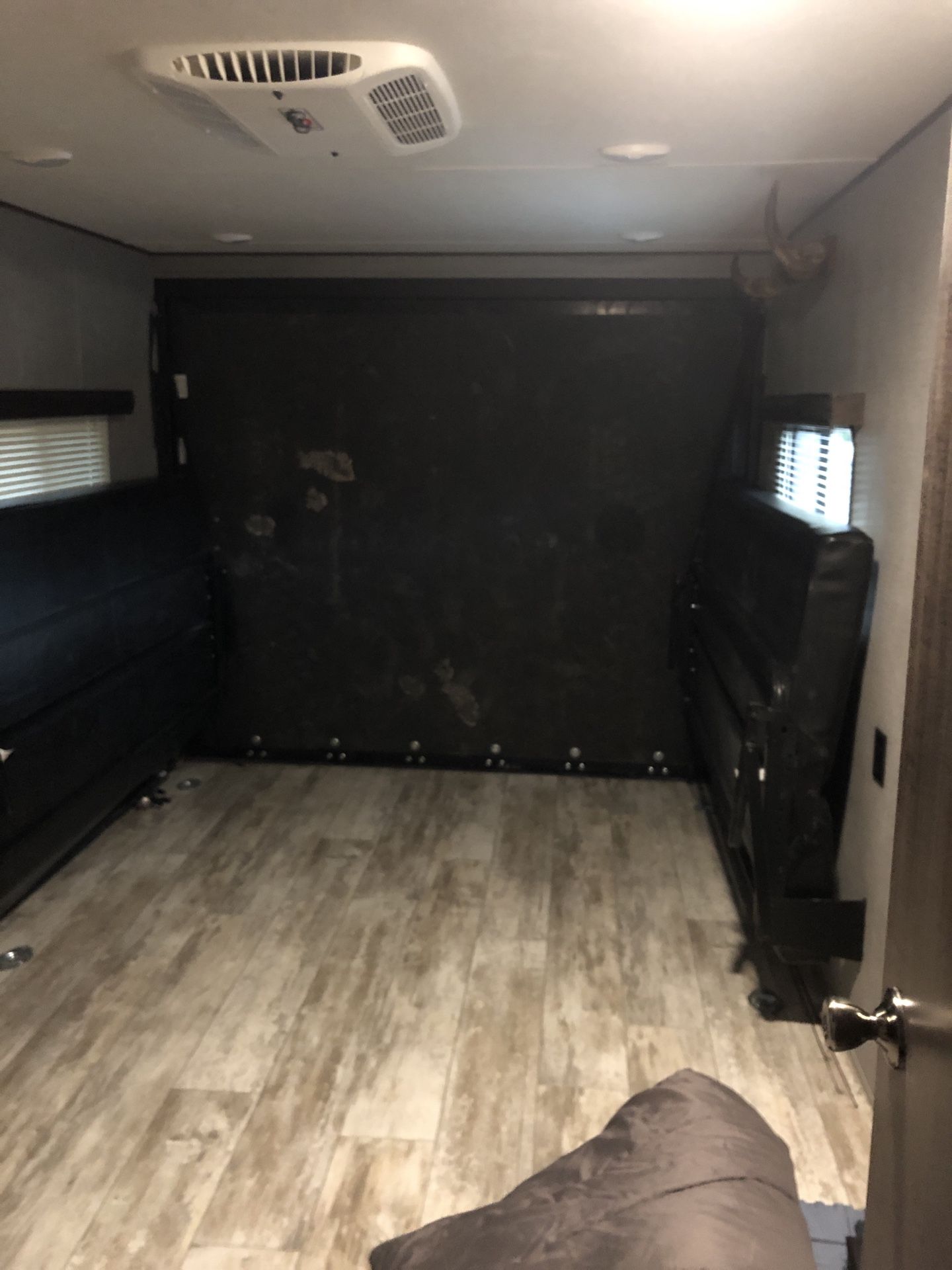 FITS 4 SEAT RZR 2018 Crossroads Toy Hauler Separate Garage for Sale in Henderson, NV OfferUp