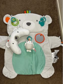 Baby tummy time mat —NEW