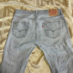 Levi s 501 Button Fly Jeans