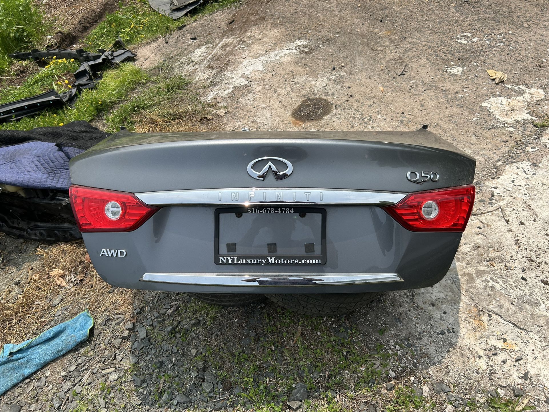 14-17 INFINTI Q50 TRUNK WITH CAMERA