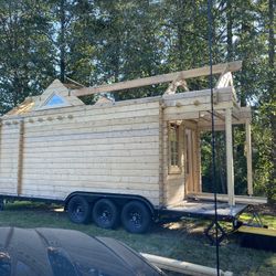 Tiny House On Wheels 