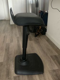 Vary adjustable standing work stool