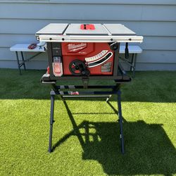 Milwaukee Fuel One Key 8-1/4in Table Saw