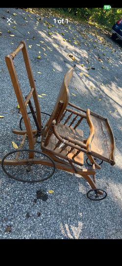 Antique baby stroller/high chair Heywood Brothers & Wakefield Company 1(contact info removed)