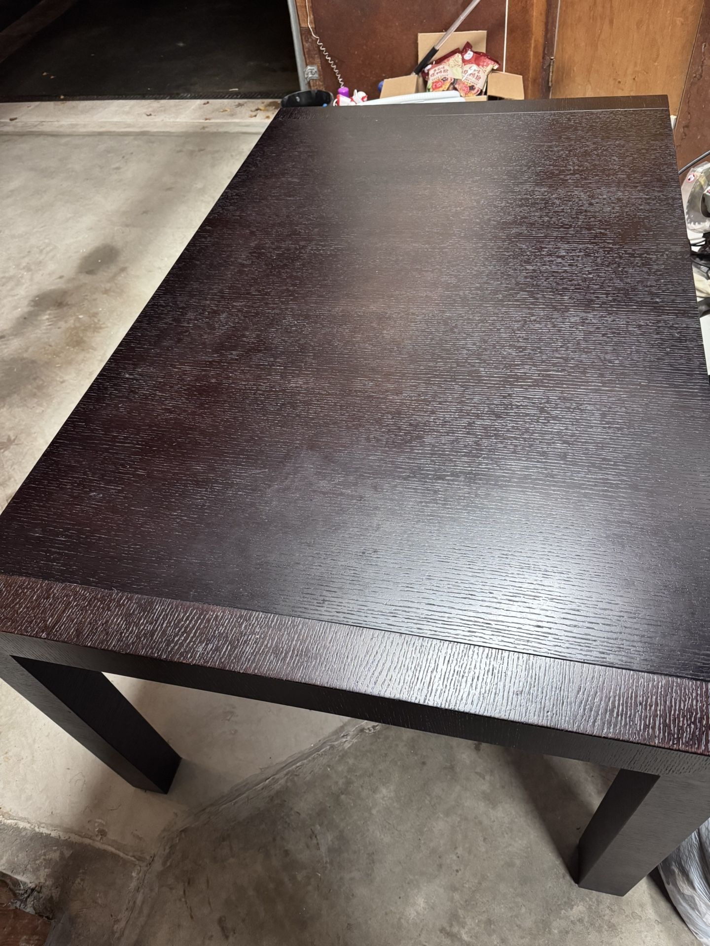 Kasala Dining Table And Chairs