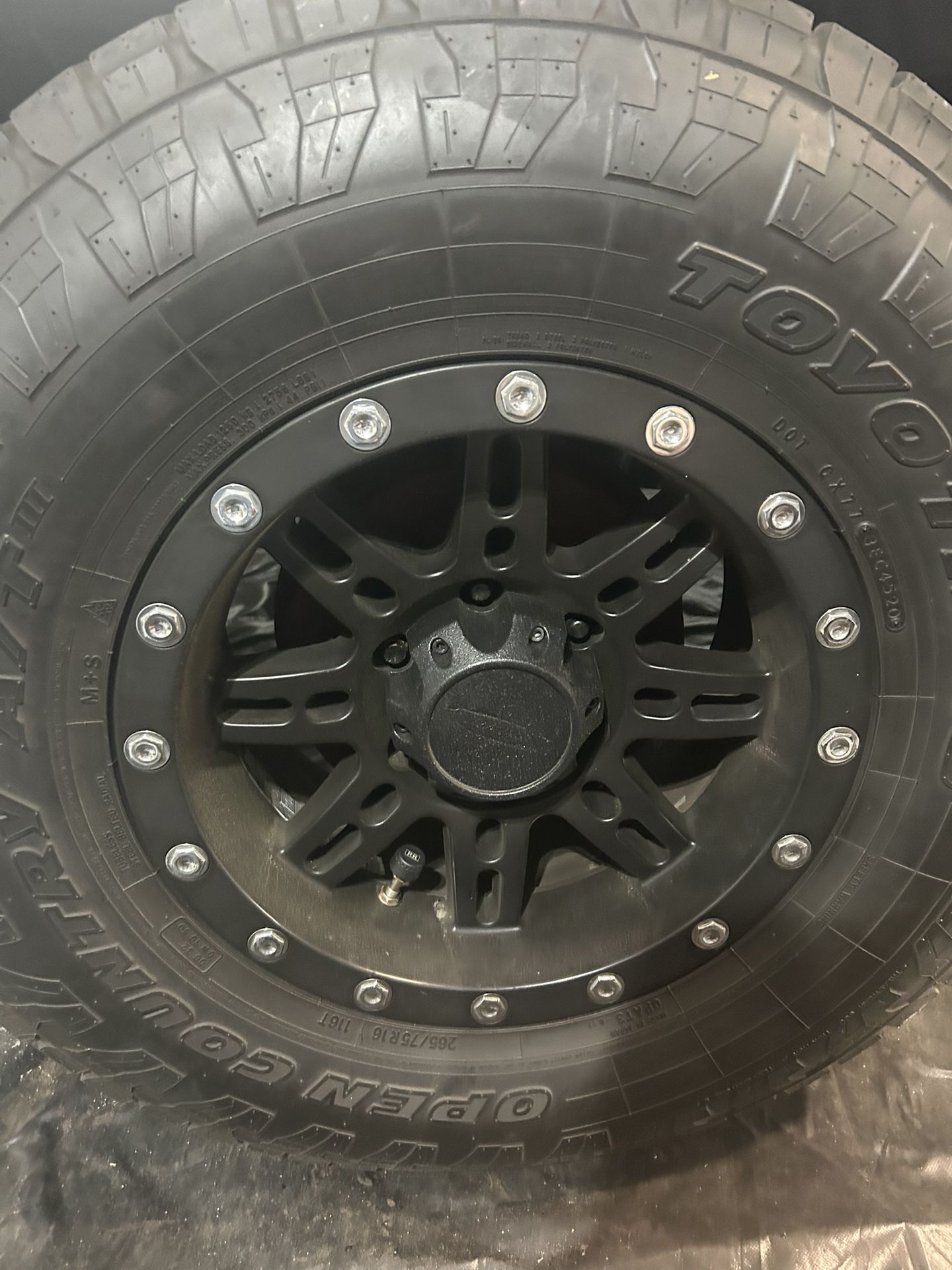 Perfect Condition - Pro  Comp Stryker 31 Wheels 16” Six Lug