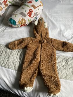 Baby clothes