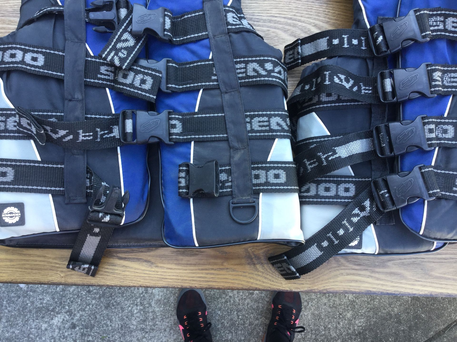 Life vest jackets