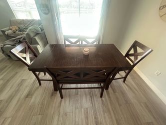Kitchen table