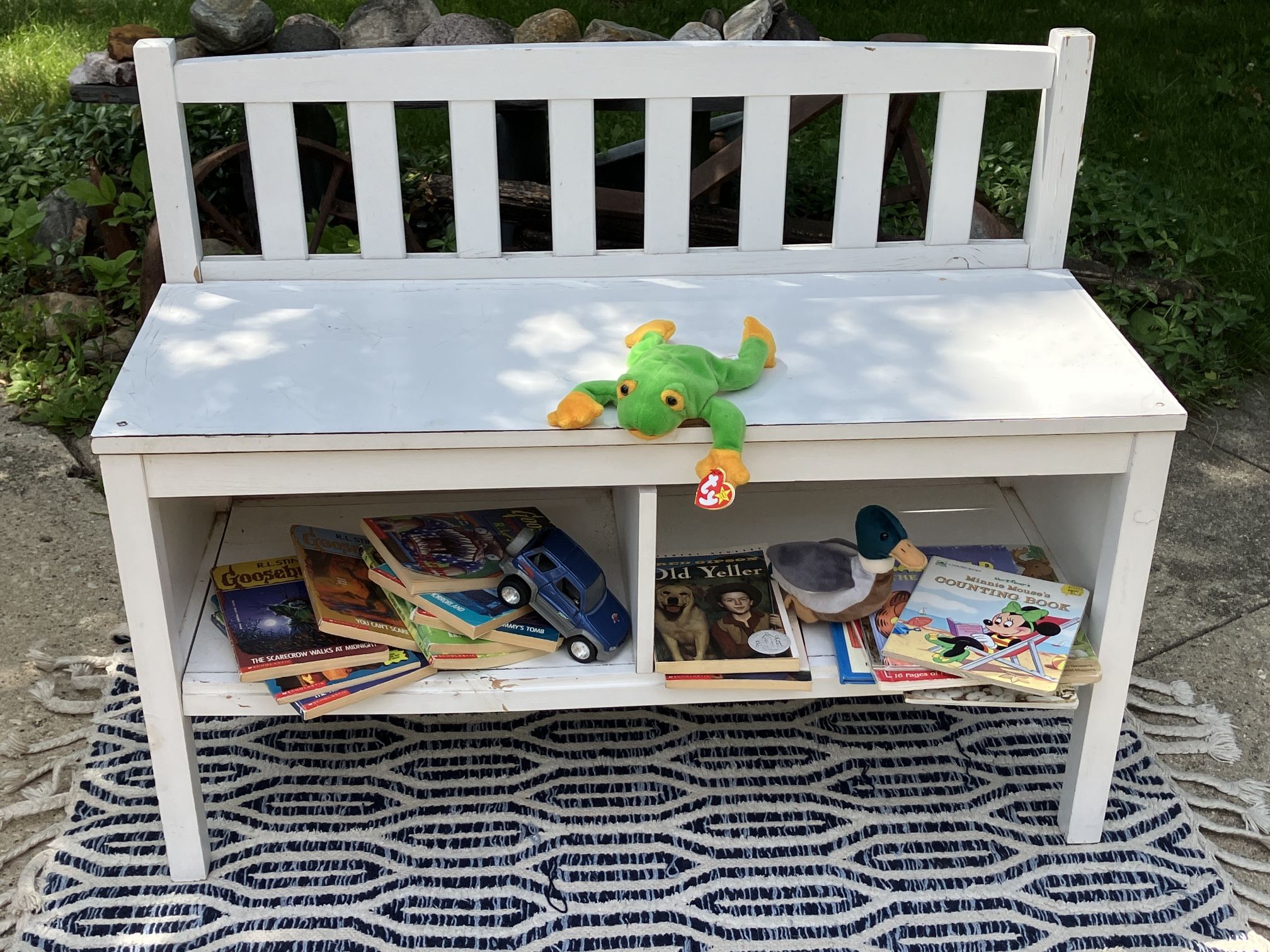 Kids’ Room or Garden Bench