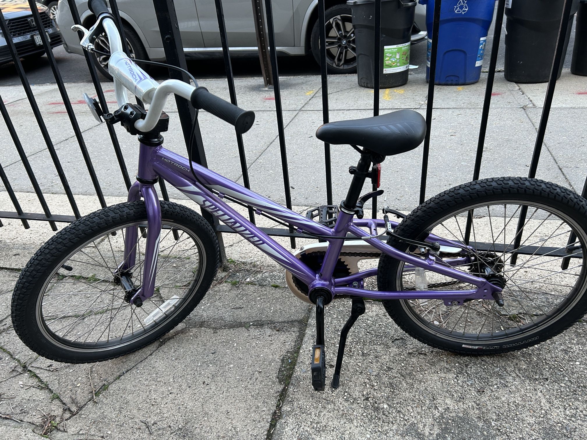 SPECIALIZED Kids “Hotrock” Bike “20 Purple Ages 5-12 Great Condition