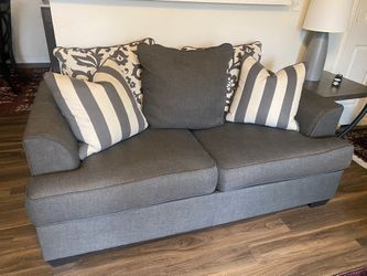 Ashly Sofa