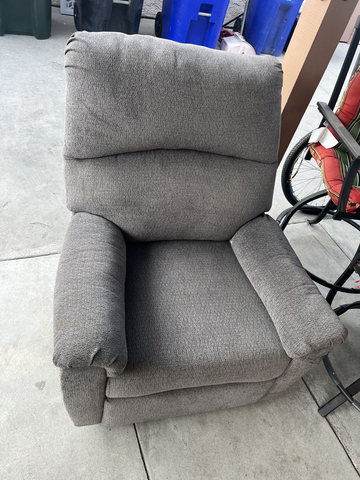 Recliner Chair 