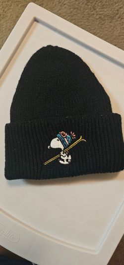 Aeropostale x Peanuts Beanie - brand new