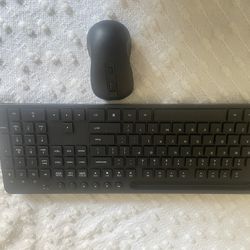 $25 Everything Wireless Keyboard, Battery