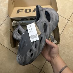 Yeezy Foamrunner Mx Granite 