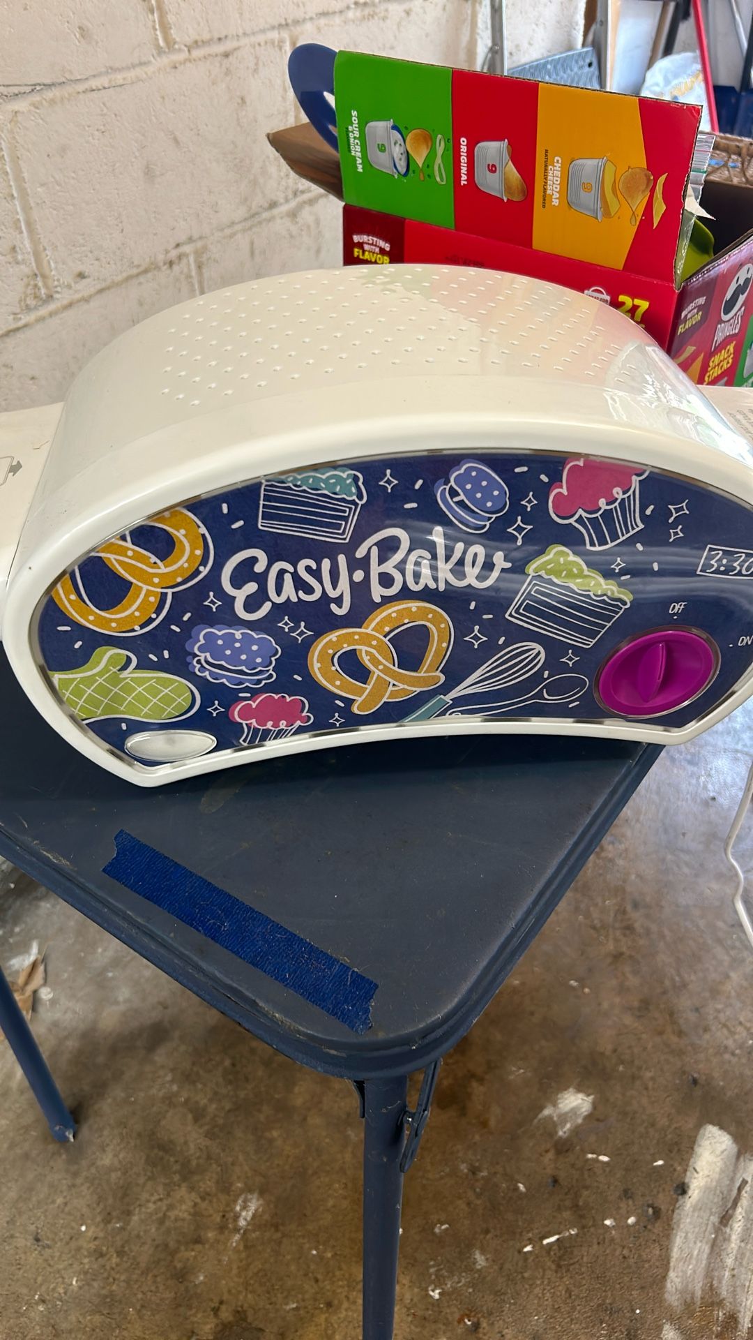 Easy Bake Oven With Accessories And Cookbook
