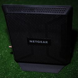 NETGEAR NightHawk AC 1900 WiFi Router