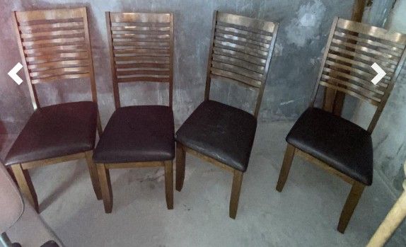 Grand Wood 4 Dining Chairs/ Matching Table With Sleeves