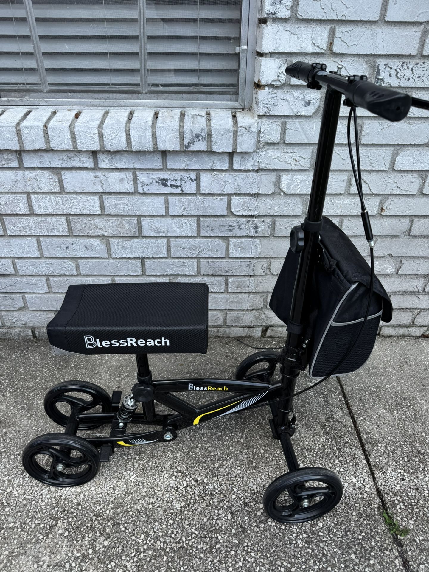 BlessReach knee scooter