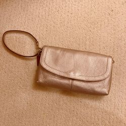 coach  Wristlet large 9”x5”