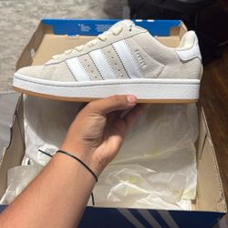 Campus oss Adidas Size 8