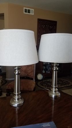 2 lamps like new