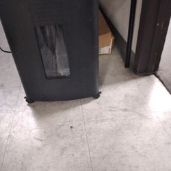 Staples Shredder